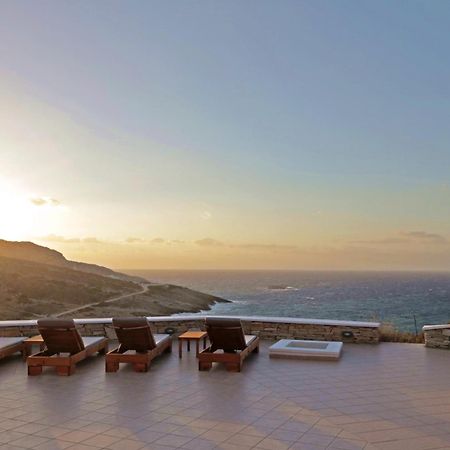 Unique Off Grid Seafront Villa Иос Хора Екстериор снимка