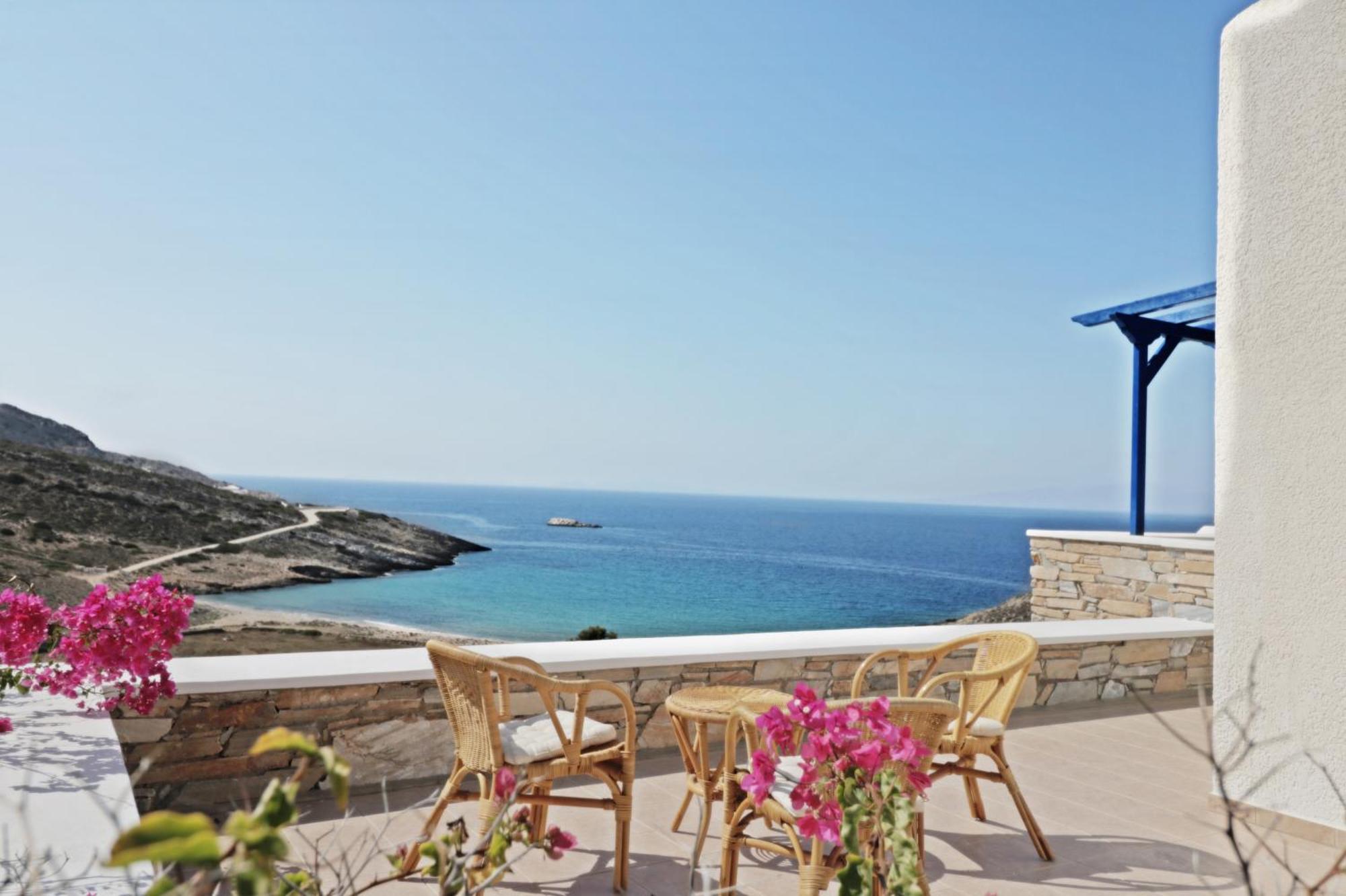 Unique Off Grid Seafront Villa Иос Хора Екстериор снимка
